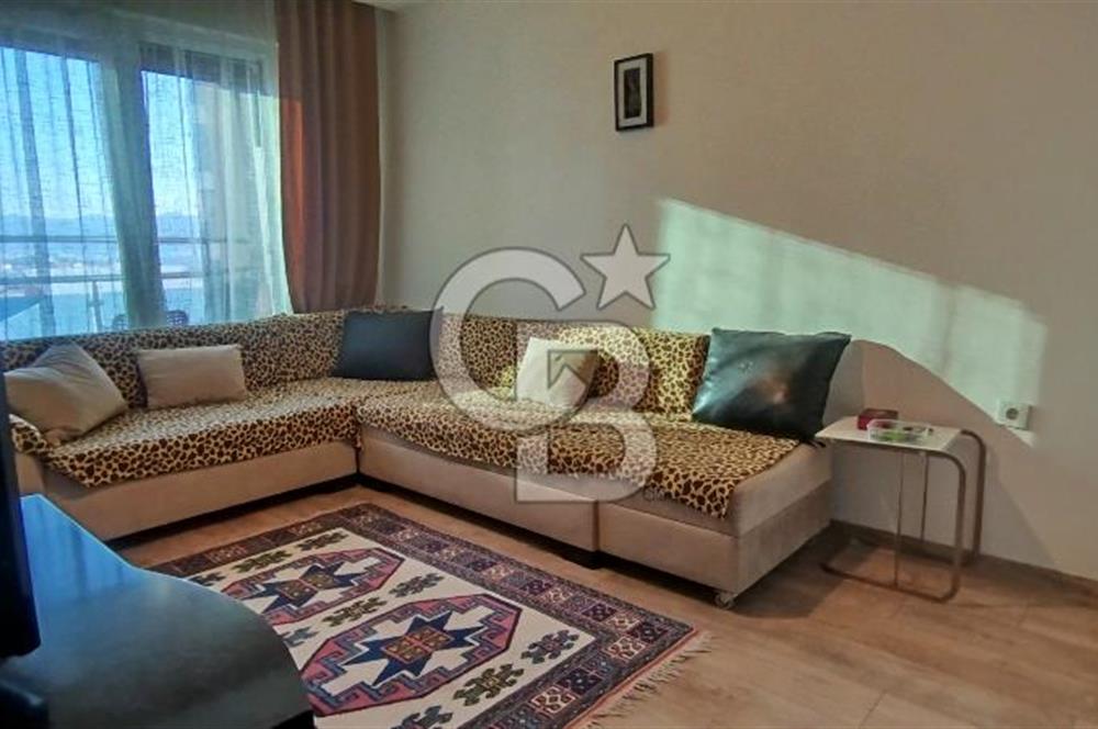 Bayraklı 'da Deniz manzaralı Daire