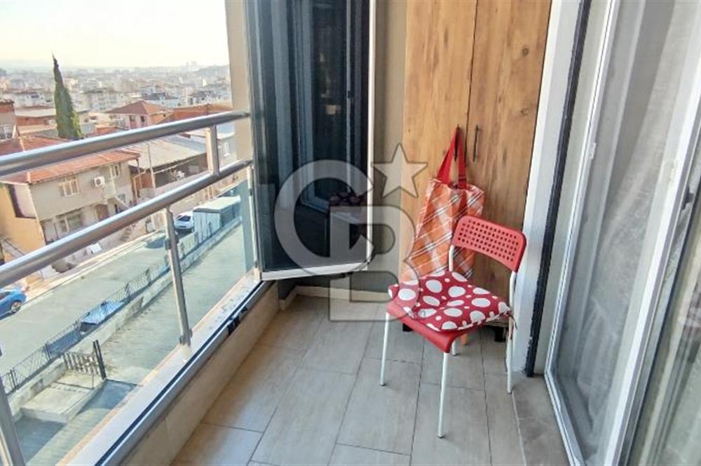 Bayraklı 'da Deniz manzaralı Daire