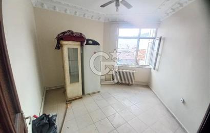 İZMİT MERKEZ YÜRÜYÜS YOLUNDA DENİZ MANZARALI SATILIK 2+1 ARA KAT