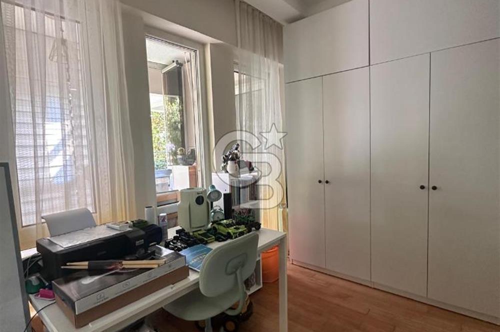 Meydankavağının En Prestijli Sitesinde Satılık Daire
