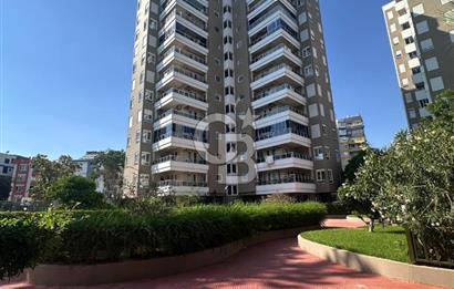 Meydankavağının En Prestijli Sitesinde Satılık Daire