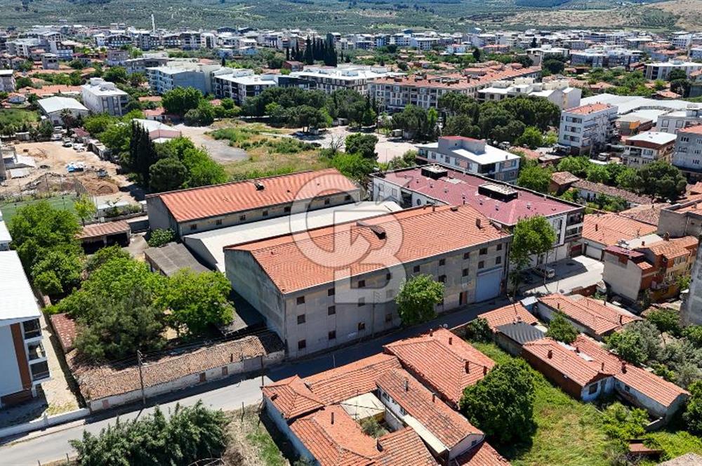 MANİSA AKHİSAR CUMHURİYET'TE 5170 m2 KİRALIK DEPO