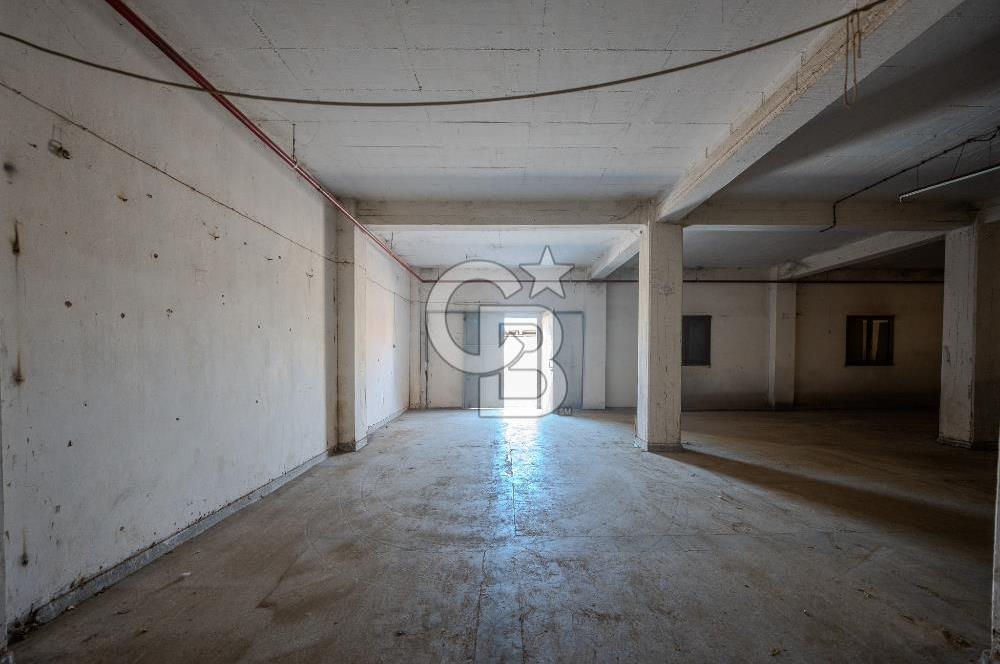 MANİSA AKHİSAR CUMHURİYET'TE 5170 m2 KİRALIK DEPO