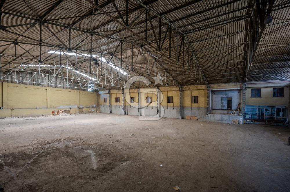 MANİSA AKHİSAR CUMHURİYET'TE 5170 m2 KİRALIK DEPO