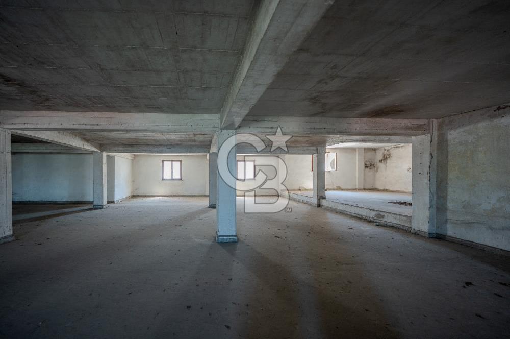 MANİSA AKHİSAR CUMHURİYET'TE 5170 m2 KİRALIK DEPO