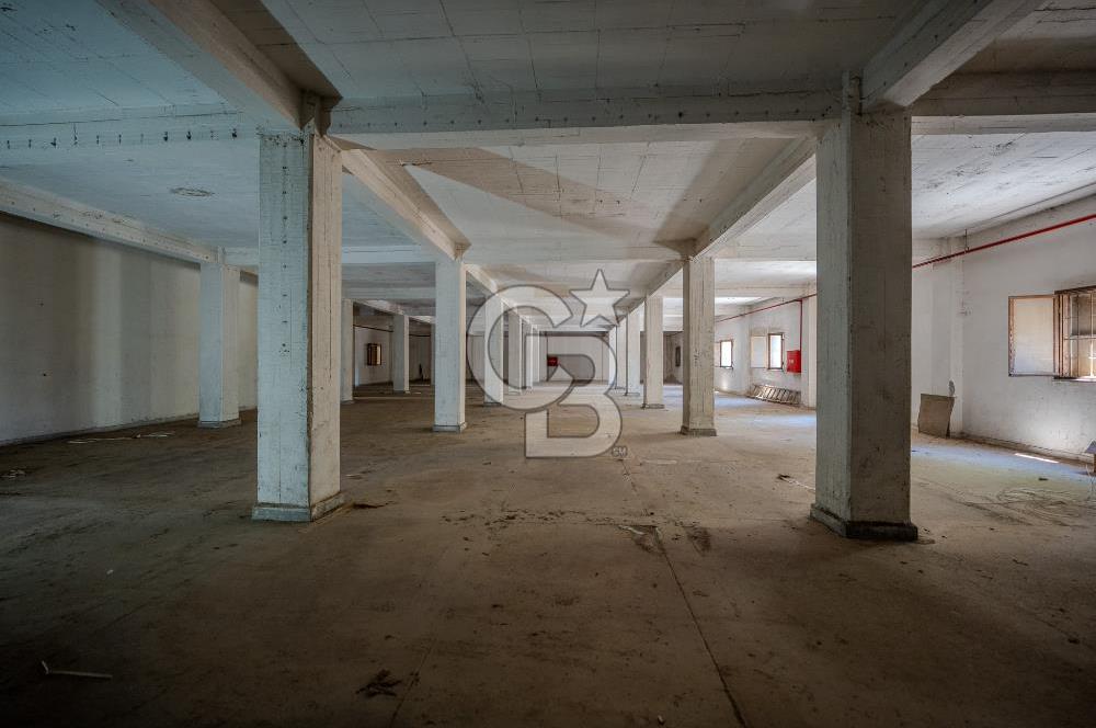 MANİSA AKHİSAR CUMHURİYET'TE 5170 m2 KİRALIK DEPO