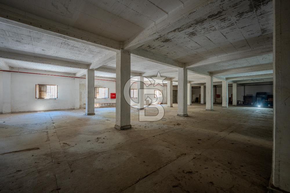 MANİSA AKHİSAR CUMHURİYET'TE 5170 m2 KİRALIK DEPO