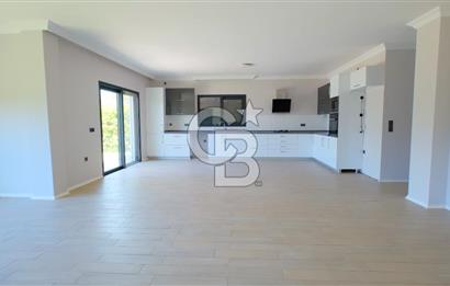 Urla Kuşçularda Kiralık 4+1 Villa