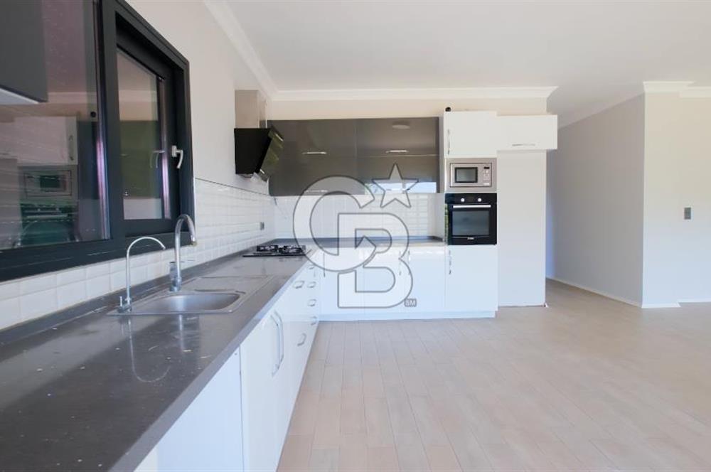 Urla Kuşçularda Kiralık 4+1 Villa