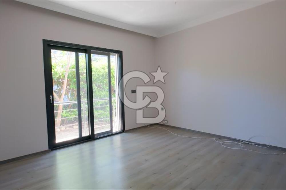 Urla Kuşçularda Kiralık 4+1 Villa