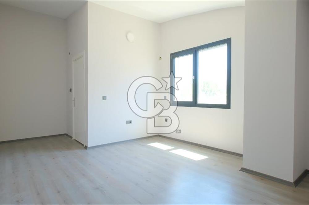 Urla Kuşçularda Kiralık 4+1 Villa