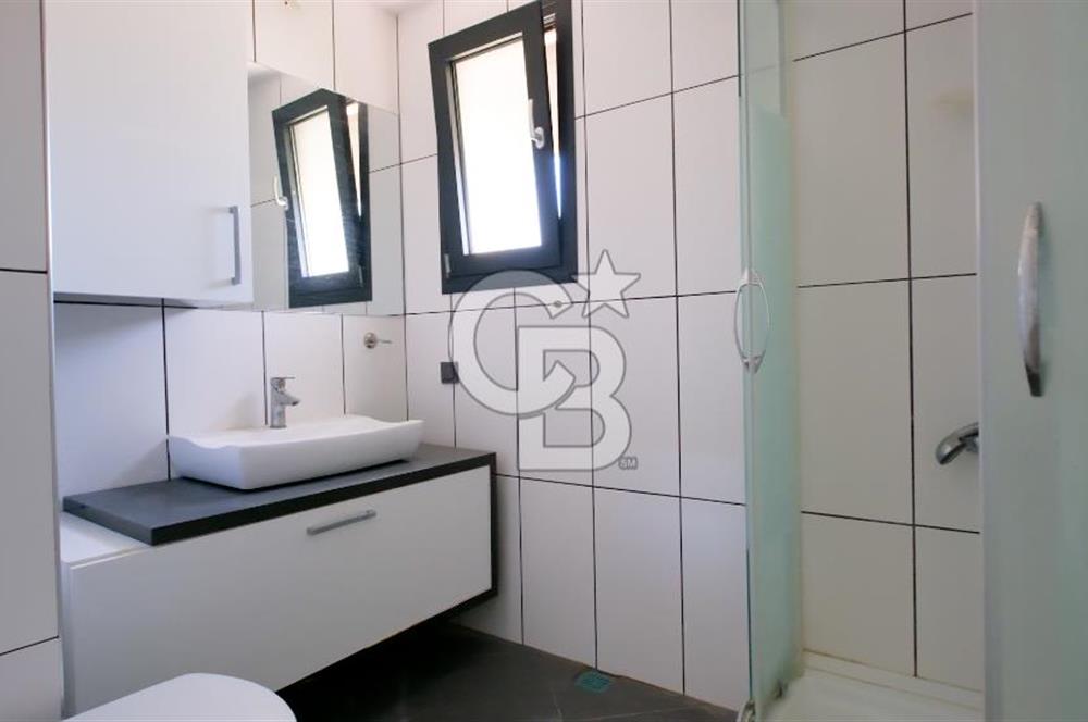 Urla Kuşçularda Kiralık 4+1 Villa