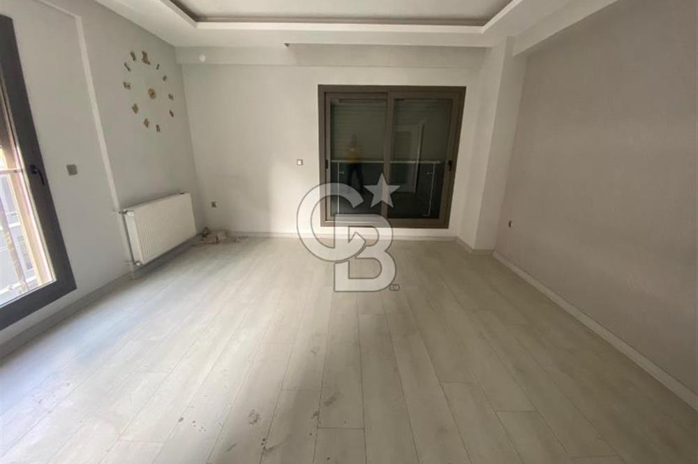 Karşıyaka Örnekköy Mah.’de Kapalı Mutfak 2+1 Kiralık Daire