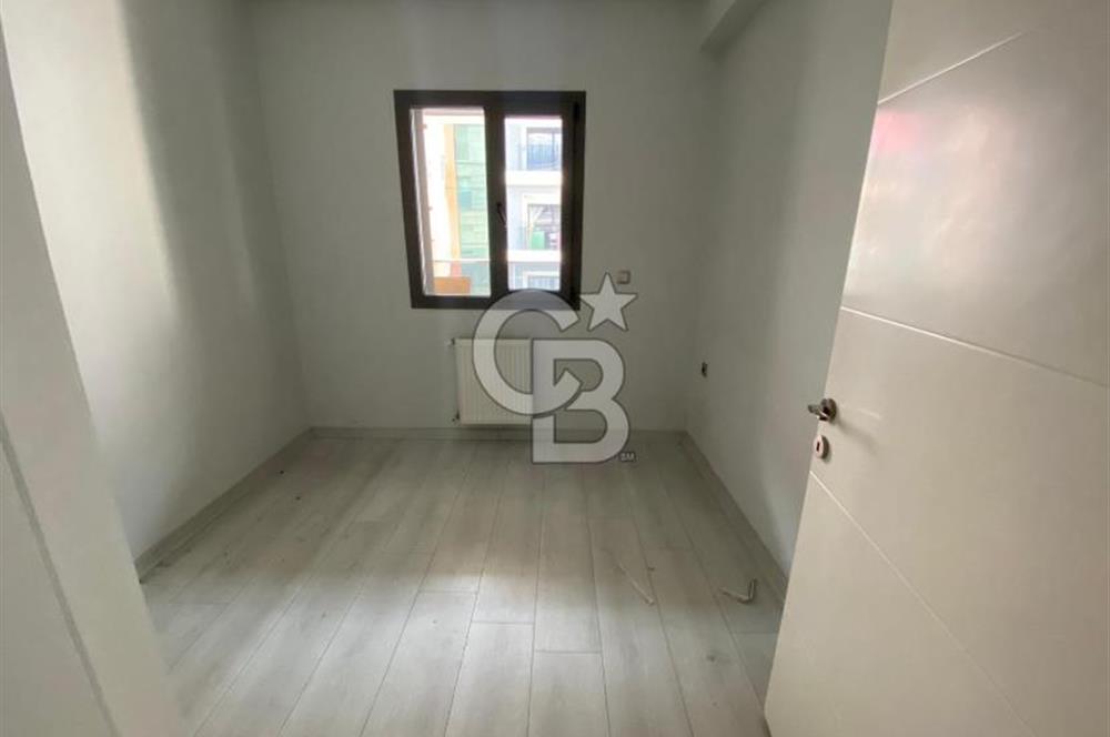 Karşıyaka Örnekköy Mah.’de Kapalı Mutfak 2+1 Kiralık Daire