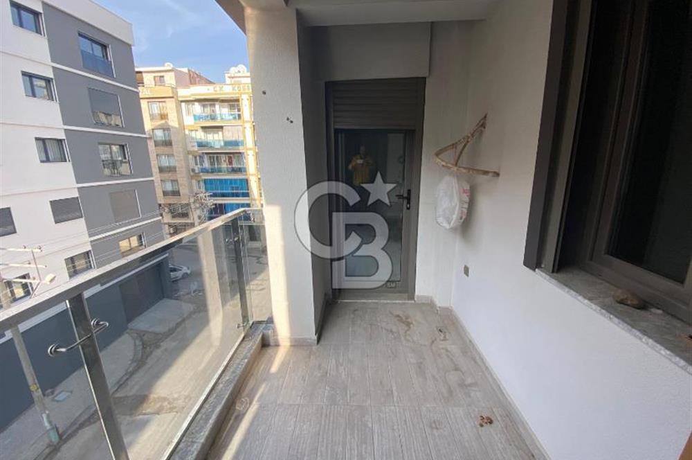 Karşıyaka Örnekköy Mah.’de Kapalı Mutfak 2+1 Kiralık Daire