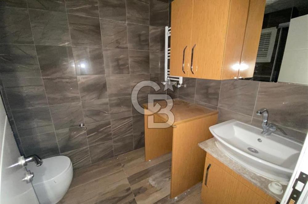 Karşıyaka Örnekköy Mah.’de Kapalı Mutfak 2+1 Kiralık Daire