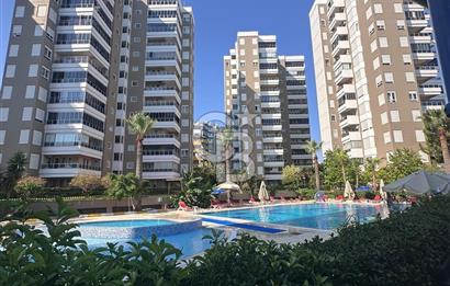Meydankavağının En Prestijli Sitesinde Satılık Daire