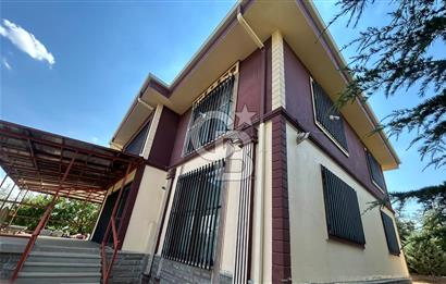 GÖLBAŞI HACILAR MAHALLESİ'NDE SATILIK 5+1 VİLLA