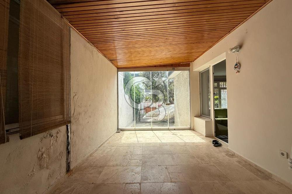 Urla İskelede Eşyalı Kiralık 2+1 Müstakil Ev 