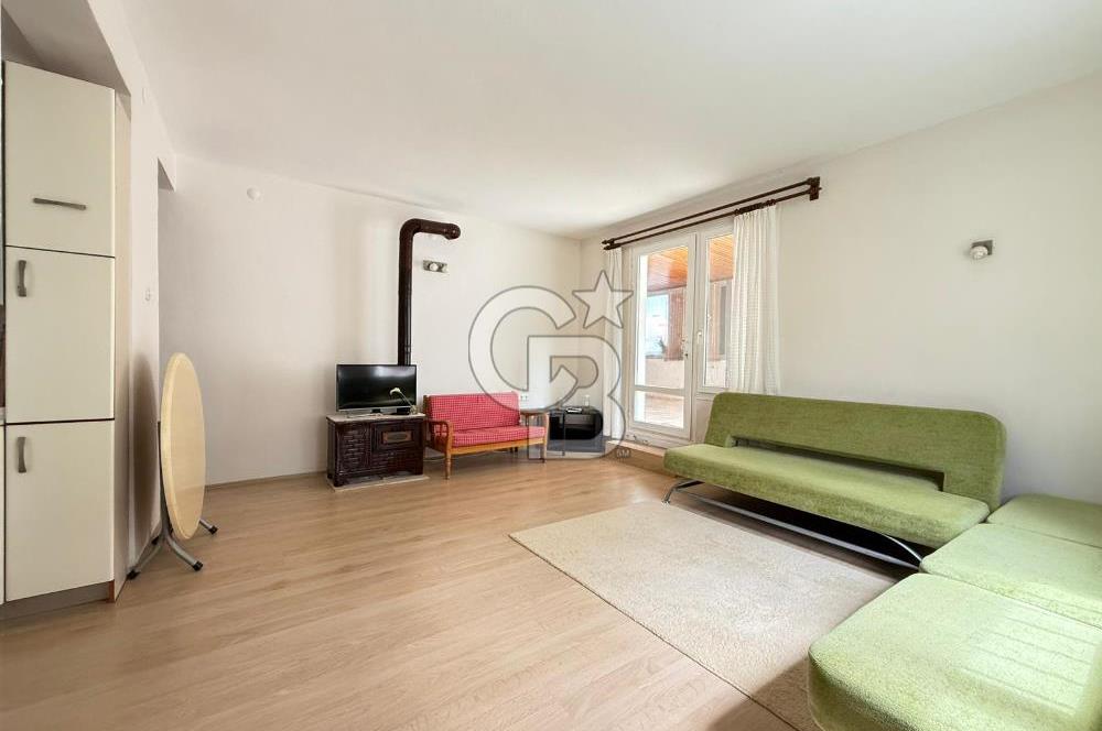 Urla İskelede Eşyalı Kiralık 2+1 Müstakil Ev 