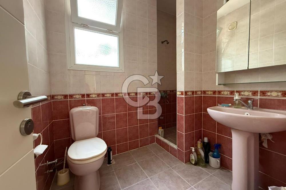 Urla İskelede Eşyalı Kiralık 2+1 Müstakil Ev 