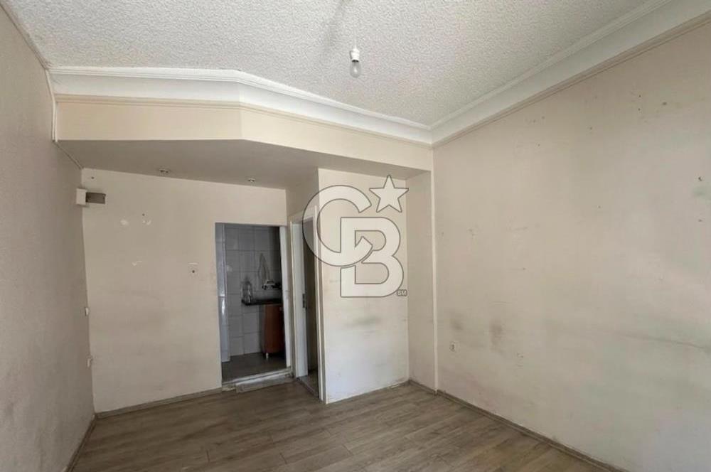 Çukurova Güzelyalı'da Caddeye Yakın 18 m² Kiralık İş Yeri