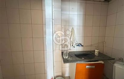 Çukurova Güzelyalı'da Caddeye Yakın 18 m² Kiralık İş Yeri