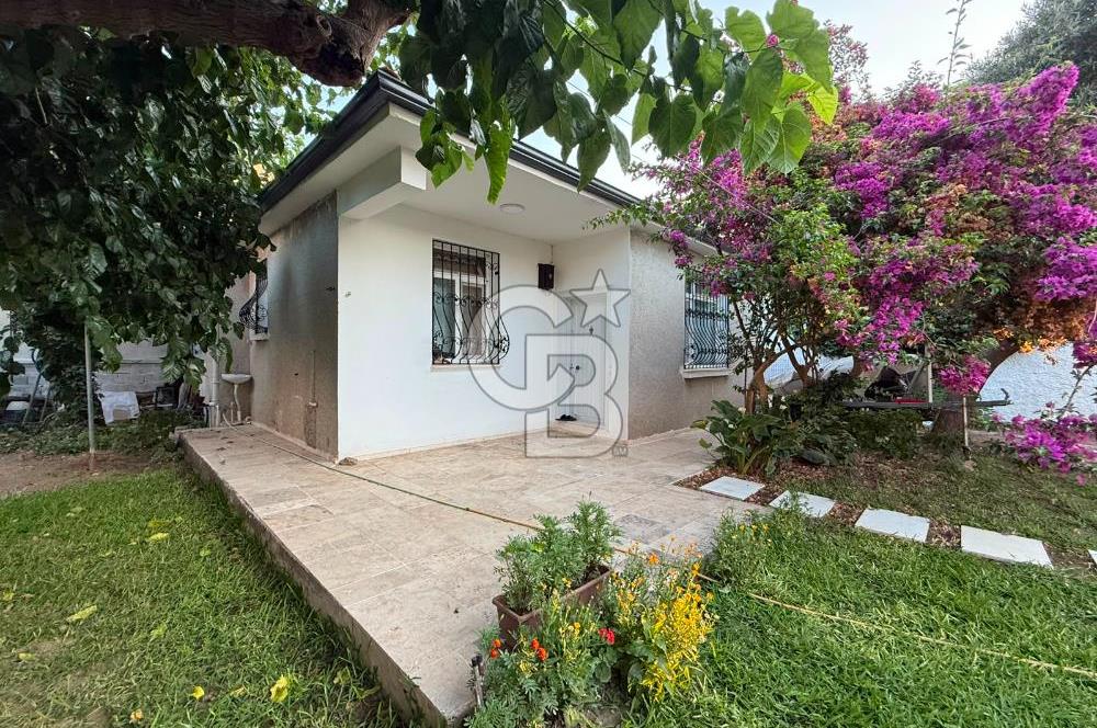 Urla İskelede Eşyalı Kiralık 2+1 Müstakil Ev 