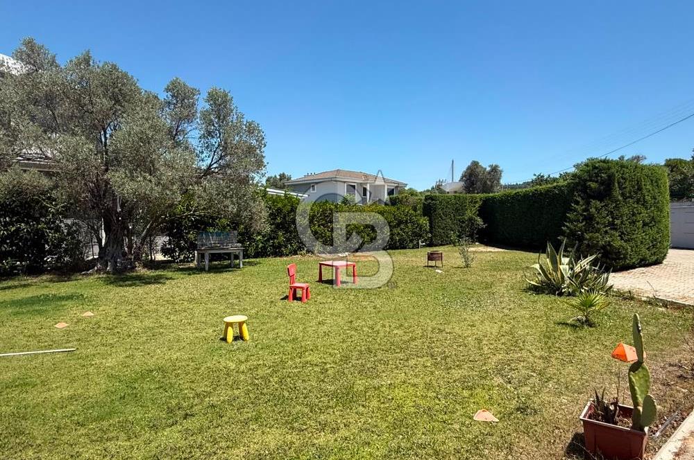 Urla Kuşçularda Kiralık 4+1 Villa