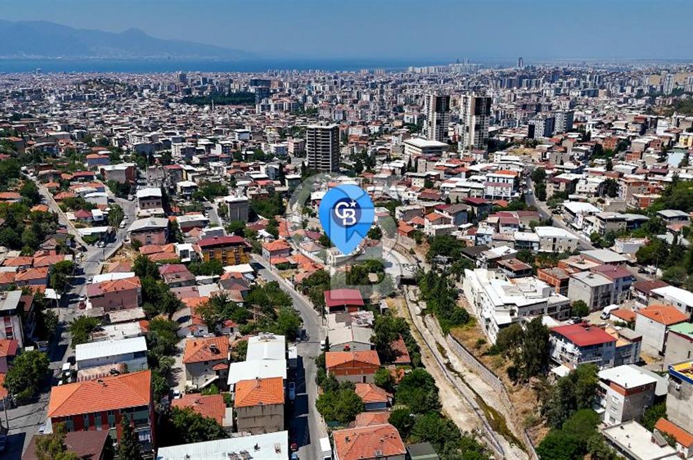Yamanlarda Satılık 3 Katlı Ana Bina ve Müstakil Ev