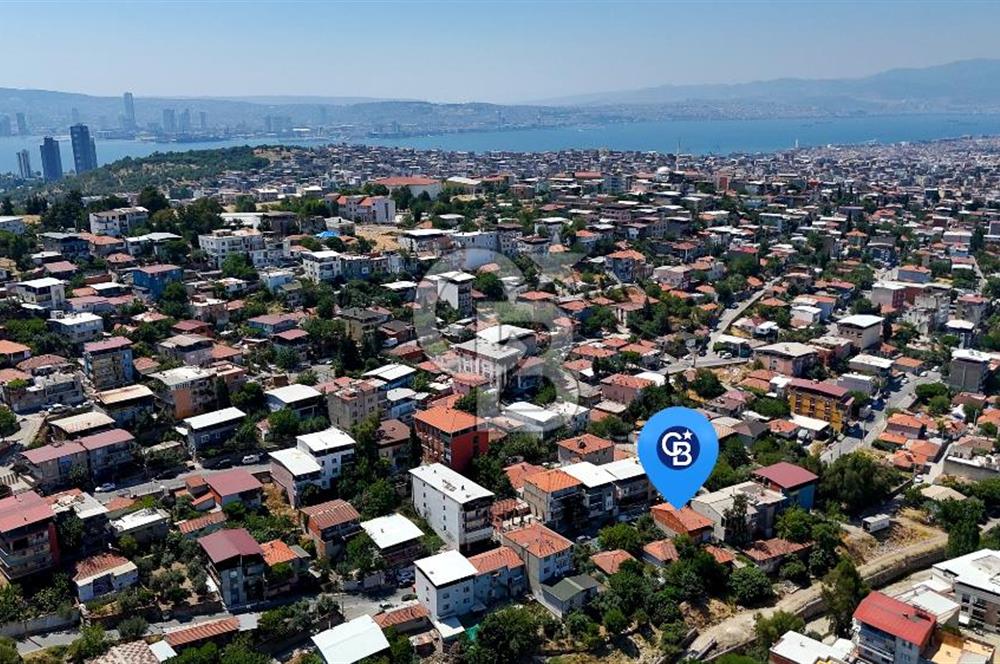 Yamanlarda Satılık 3 Katlı Ana Bina ve Müstakil Ev
