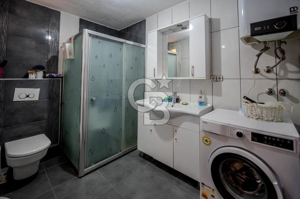 Yamanlarda Satılık 3 Katlı Ana Bina ve Müstakil Ev