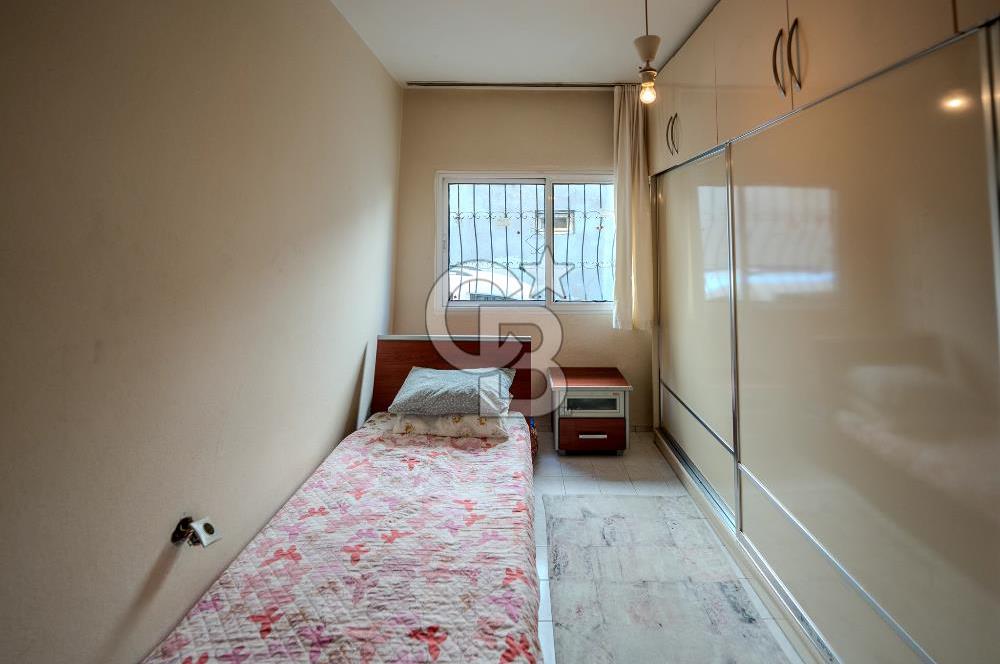 Yamanlarda Satılık 3 Katlı Ana Bina ve Müstakil Ev