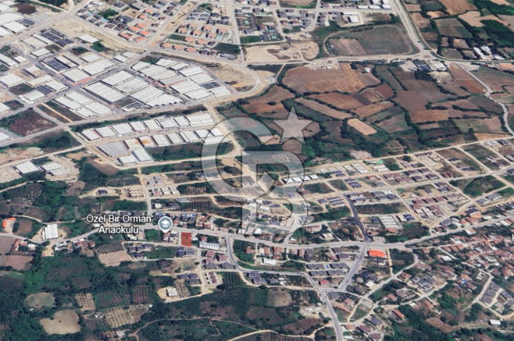 KAYAPADA SANAYİYE ÇOK YAKIN CADDEYE CEPHELİ 831 M2 KİRALIK ARSA