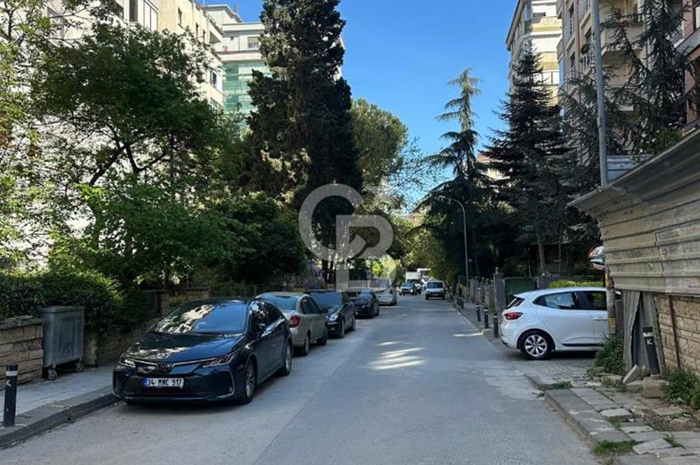 MERDİVENKÖY'DE BİTMEK ÜZERE OLAN PROJEDE 160M2 SATILIK DUBLEKS