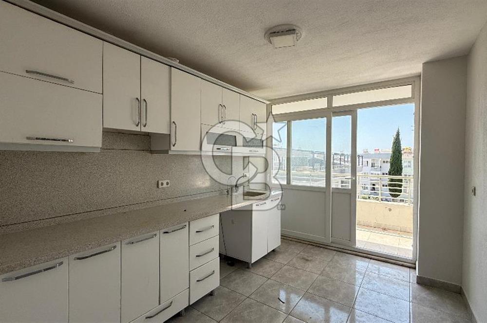 Didim'de Atatürk Bulvarı Üzerinde Kiralık Ofis