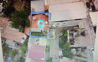 Menderes Gölcükler De Merkez Camii Yanında Müstakil 2 Katlı Ev