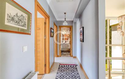 ÇEŞME MAMURBABA'DA GENİŞ BAHÇELİ SATILIK 5+1 VİLLA