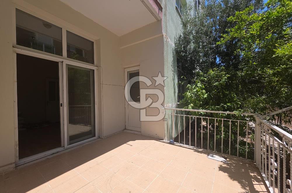 Küçükçiğli Mahallesinde Satılık 2+1 85 m²Bahçeli Daire