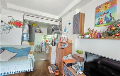 Karşıyaka Tersane Tadilatlı Doğalgazlı 2+1 85m² Satılık Daire