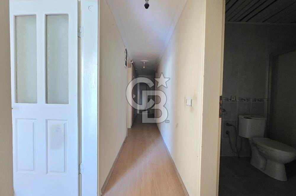 Küçükçiğli Mahallesinde Satılık 2+1 85 m²Bahçeli Daire