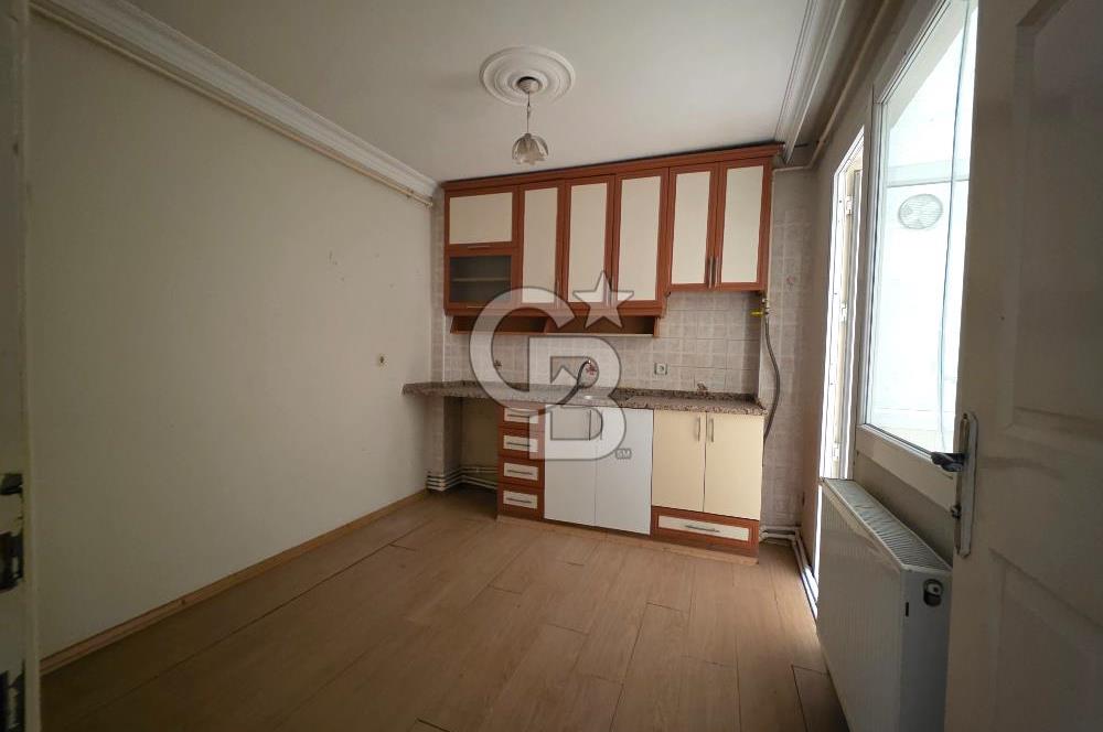 Küçükçiğli Mahallesinde Satılık 2+1 85 m²Bahçeli Daire