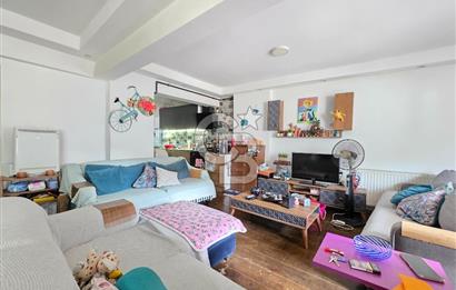 Karşıyaka Tersane Tadilatlı Doğalgazlı 2+1 85m² Satılık Daire