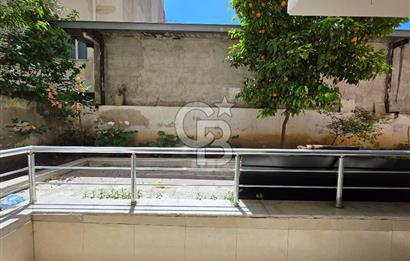Çiğli İzbana Yürüme Mesafesinde Satılık 2+1 Bahçeli Daire