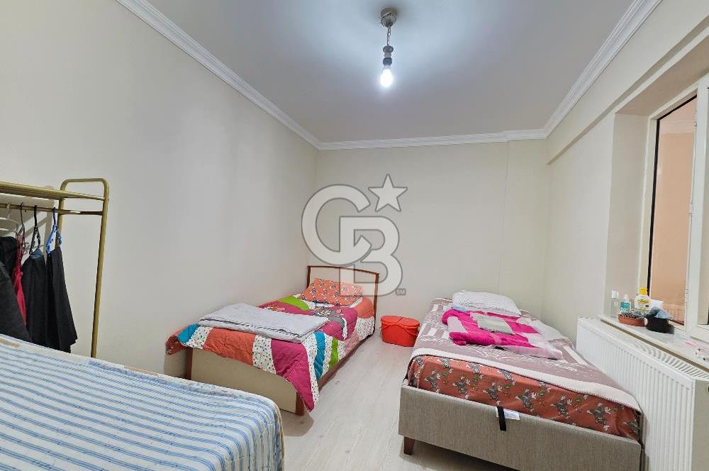 Çiğli İzbana Yürüme Mesafesinde Satılık 2+1 Bahçeli Daire