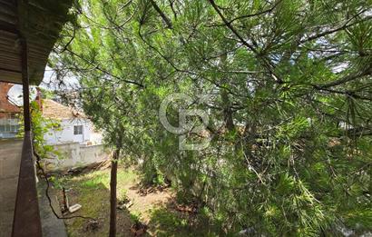Karşıyaka Cumhuriyet Mah. 206 m² Arsa İçinde Satılık Müstakil Ev