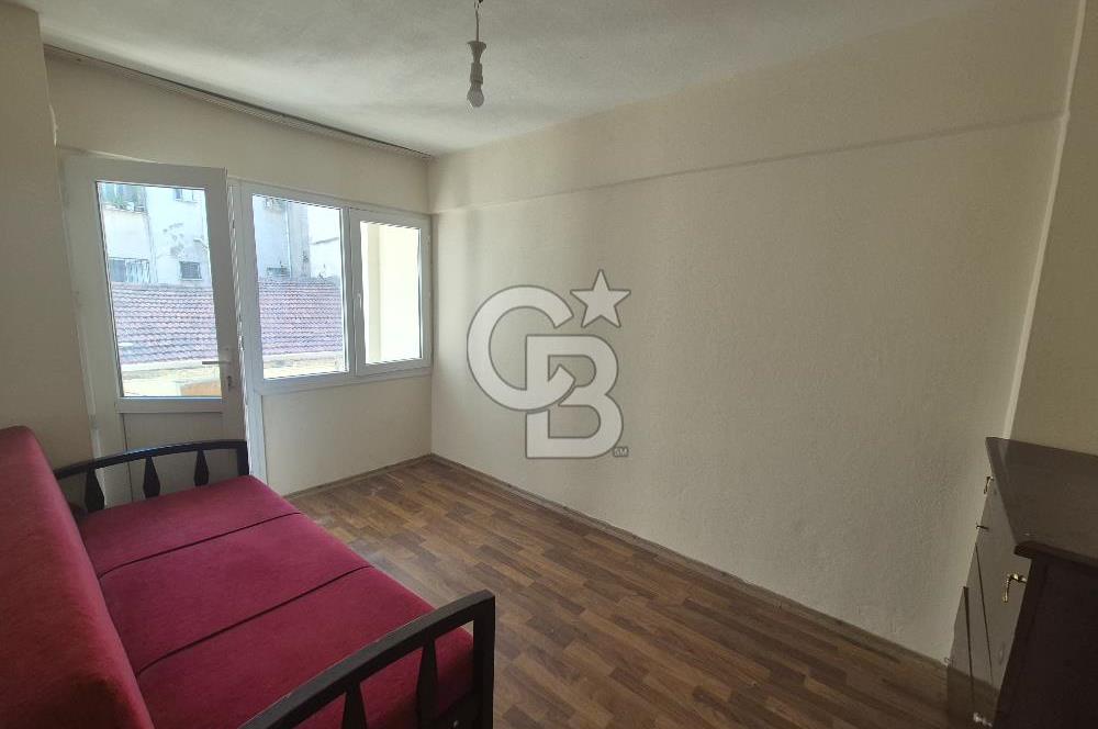 Alsancak'ta Kiralık Kapalı Mufak 2+1 Daire