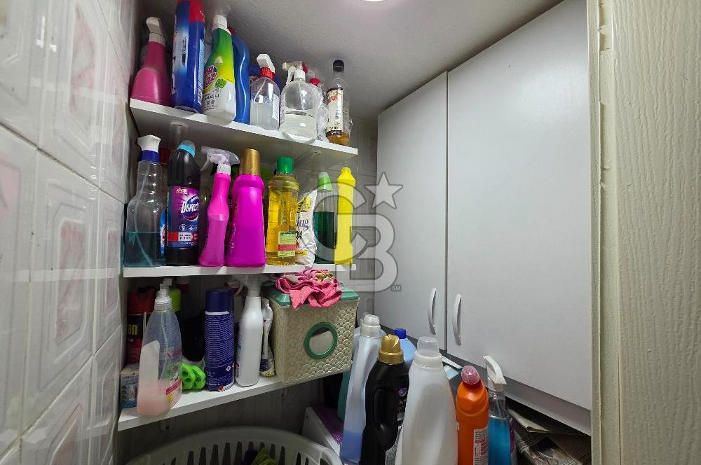 Karşıyaka Tersane Tadilatlı Doğalgazlı 2+1 85m² Satılık Daire