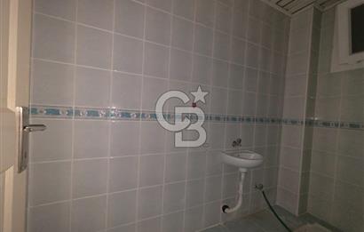 Küçükçiğli Mahallesinde Satılık 2+1 85 m²Bahçeli Daire