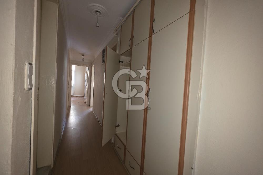 Küçükçiğli Mahallesinde Satılık 2+1 85 m²Bahçeli Daire